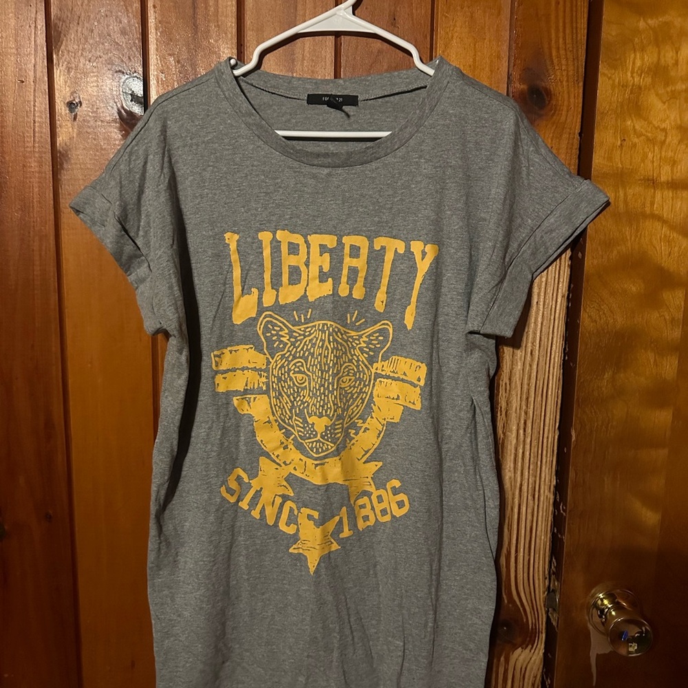 Forever 21 Heather Gray T-Shirt